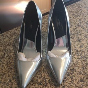 Zara Basic Silver Pump